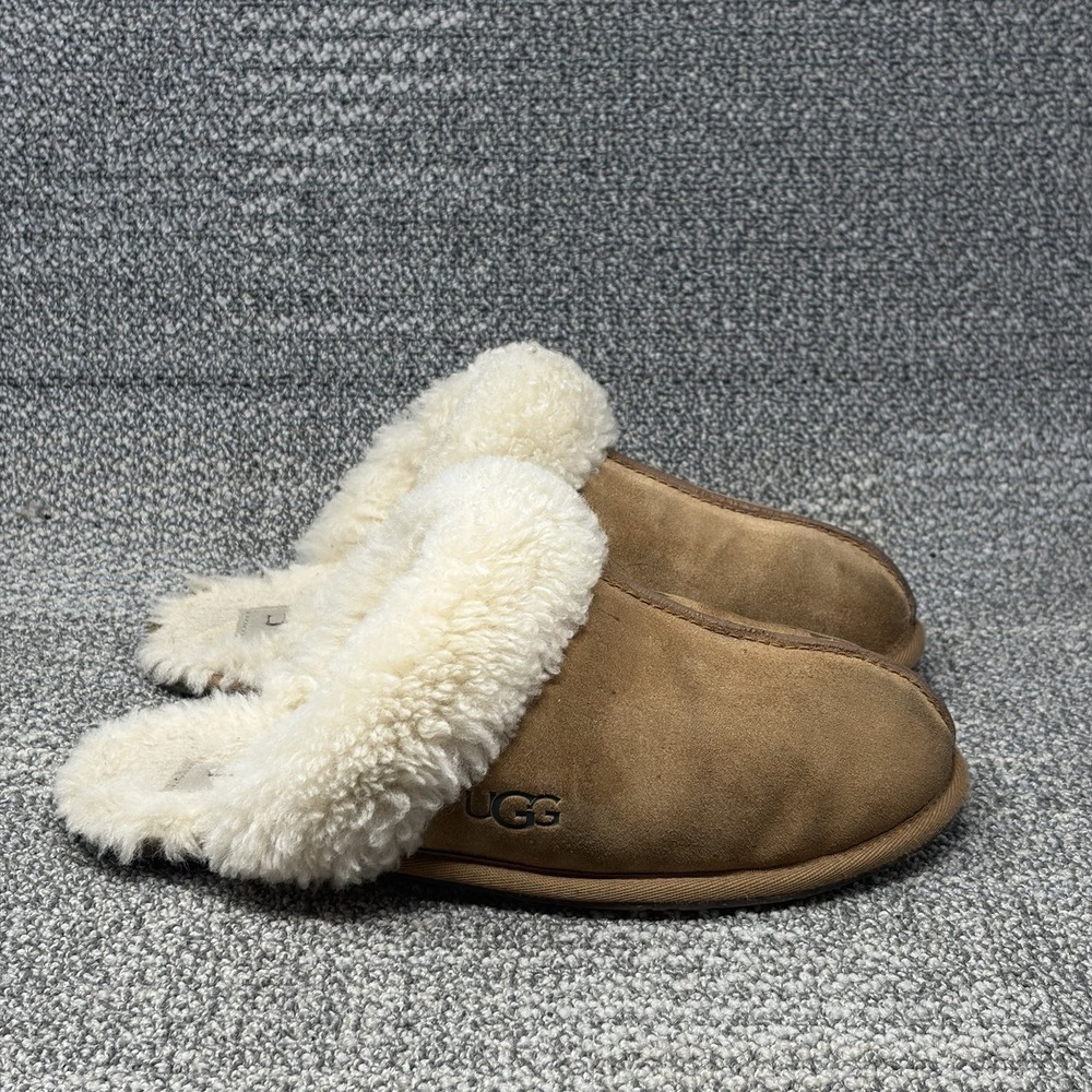 UGG Scuffette II Slippers Women's Size 9 Chestnut Suede Sheepskin Lined 1106872